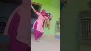 Tumhen lele bear ki ghunt botal mein chehra Tera chamke #gurdeepkohli #shagungupta 