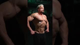 Glute spread?