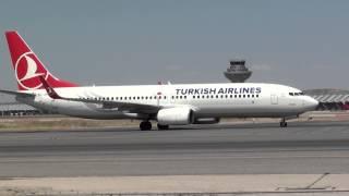 Turkish Airlines Boeing 737-800 TC-JHV Taxing Madrid Barajas LEMD