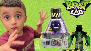 Beast LAB Unleashing the Beast: Stealth Strike Big Cat Beast Creator Adventure
