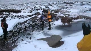 alistair cowell doing the trigger fell race 12 1 14 at higher shelf stones trig