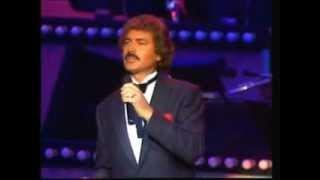 Engelbert Humperdinck Spectacular Show