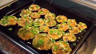 Niscalos "Lactarius deliciosus" dos recetas