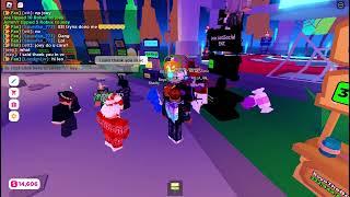Going on a little donation frenzy in @ZimicPlayz VIP Server! (PLS DONATE)