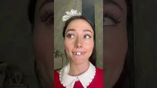 Серия, где Лизонька вампир! А у меня сегодня день рождения 22 декабря! Сколько думаете мне лет?)