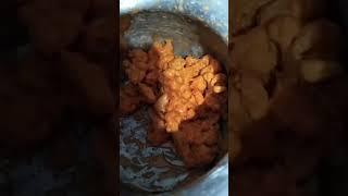 Yummy yummy cauliflower pakodima vadinamma chethi vanta ️