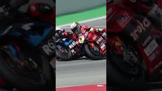 Razgatlioglu replicates Rossi in final corner thriller  | 2024 #CatalanWorldSBK 