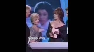 Carol Brady Meets Peggy Bundy - A Good Laugh About The Sophistication Of Television