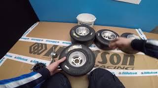 Fitting Tyres (Tires) - Tillotson T4