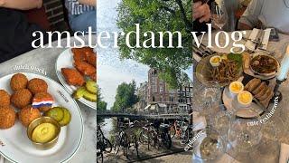 Eating Dutch street food & the best restaurants in Amsterdam