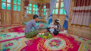 Family Fun: Family of 3 Completes Their Cozy Wooden House for Winter, Lý Thị Bình