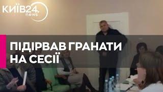 На Закарпатті депутат підірвав гранати в будівлі сільради: є жертви