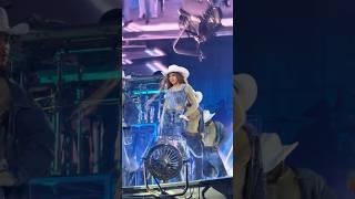 Blue Ivy performed “Crazy In Love” in London (Night 6) The Cowboy Carter Tour #blueivy #beyonce #bey