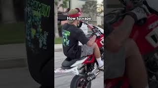 How to vape #vapedisposable #bikelife #shortsviral #wheelie