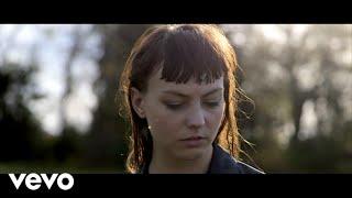 Angel Olsen - "Windows" (Official Video)