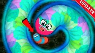 Wormate.io New Update 1 Tiny Monster Bad Worm Hack? Trapping Giant Worms Epic Wormateio Gameplay!