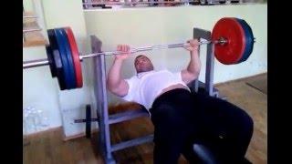 Dejan Tasic bench press 200kg by fitnessmonica rs