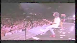 Van Halen ~ "Whole Lotta Love/One Way To Rock" ~ Honolulu ~ 5.31.1992