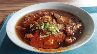 Bukit Merah View Hawker Centre. 71 Lor Mee. A Lor Mee that is slightly less Starchy