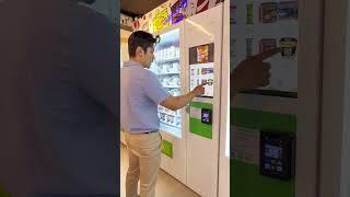 Welcome to Global Bites by InstaRamen: Singapore’s 24/7 Machine-Operated Café Experience!