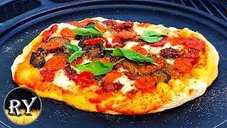 Grilled Pizza On The Weber Kettle