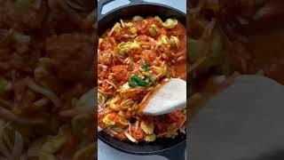 UNDER 30 MINUTE BAKED TORTELLINI WITH VODKA SAUCE