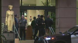 Person barricaded with knife in Sacramento hotel