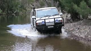 Mitsubishi l300 4wd van turon river