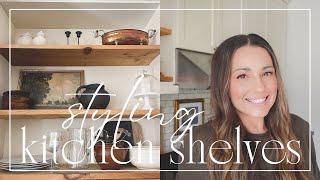 HOW TO STYLE YOUR KITCHEN OPEN SHELVES | My thrifted kitchen!