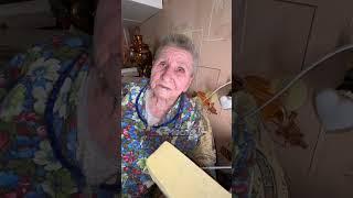 Пусть Евгения Васильевна живет очень долго и будет здорова, это самое главное что можно ей пожелать