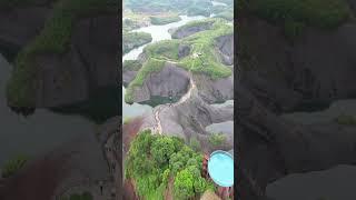 这里就是湖南郴州的“高椅岭”一个被上帝遗忘在人间的地方。 旅行推荐官 丹霞地貌 大自然的鬼斧神工