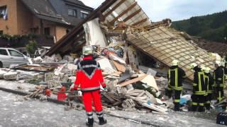 TV.NEWS-on-Tour.de: (1/2) Haus explodiert! 1 Toter. Wiendest Bergneustadt Pernze. Am Stockhahn