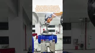 A four-axis robot arm with a payload of 60 kg completes the complex steps of grasping