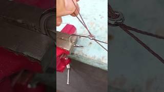 The most reliable fishing knot! Great way to tie a hook to a fishing line  #shorts #fishing #knot