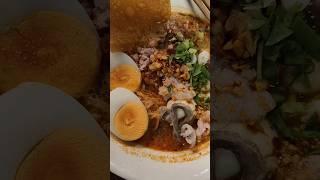 ฉินโภชนา ร้านก๋วยเตี๋ยวต้มยำน้ำข้น ย่านโชคชัย4  #สายกินต้องห้ามพลาด #ร้านอร่อยบอกต่อ #พิกัดร้านลับ