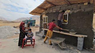 Asghar's creative project with wood: beautifying the facade of a nomadic house with cement