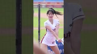 Rakuten Girls樂天女孩 李多慧이다혜  02搖 ,  多慧搖 , 台湾プロ野球 TAIWAN