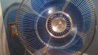 Late 1970's Toshiba 40 cm (16'') Desk Fan