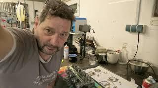 Bevor du deine Vergaserbatterie selbst revidieren willst :-)