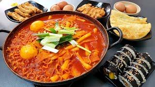 Only 1$ tteokbokki?! full of orders snack bar / Korean street food