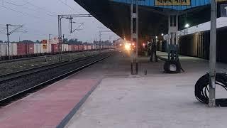 #MissionRaftaar! Howrah WAP7 Coalfield Express hits 130 over Baruipara