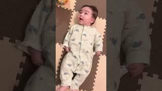 Cute Cute Baby Dancing! 興奮的小寶寶 3M23D #悠悠B成長日記 #shorts #baby