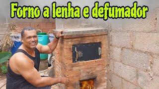 Forno a lenha e defumador