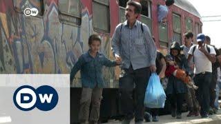 2000 refugees a day cross into Macedonia | DW News