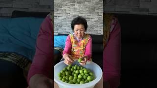 #Shorts Super simple plum syrup making