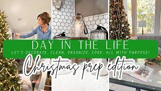 2024 CHRISTMAS DECORATE WITH ME | CHRISTMAS DECORATING IDEAS | LIVING ROOM KITCHEN CHRISTMAS DECOR