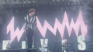 @thehivestv   Stick Up.   The Hives August 9 2024