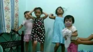Louise, Erika, Ayumi and Eve - dancing SIngle Ladies