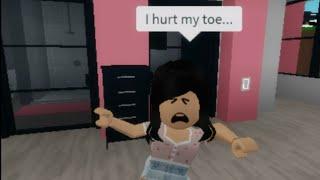 Mommy mommy I hurt my toe(meme)||Roblox||Ashuxm