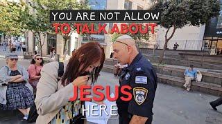 A POLICE SAYS, DON'T TALK ABOUT CHRISTIANITY. YOU ARE NOT ALLOW TO TALK ABOUT JESUS HERE #JERUSALEM